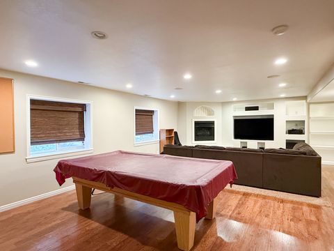 Tiny photo for 185 E 2100 N, North Ogden, UT 84414 (MLS # 2137059)