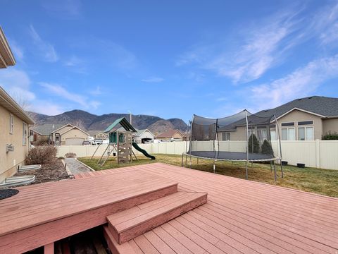 Tiny photo for 185 E 2100 N, North Ogden, UT 84414 (MLS # 2137059)