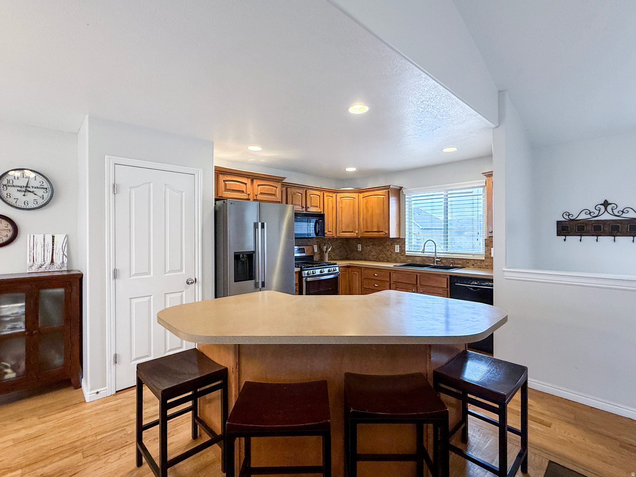 COUNTRY LANE PLACE - Residential