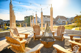 DAYBREAK - Residential