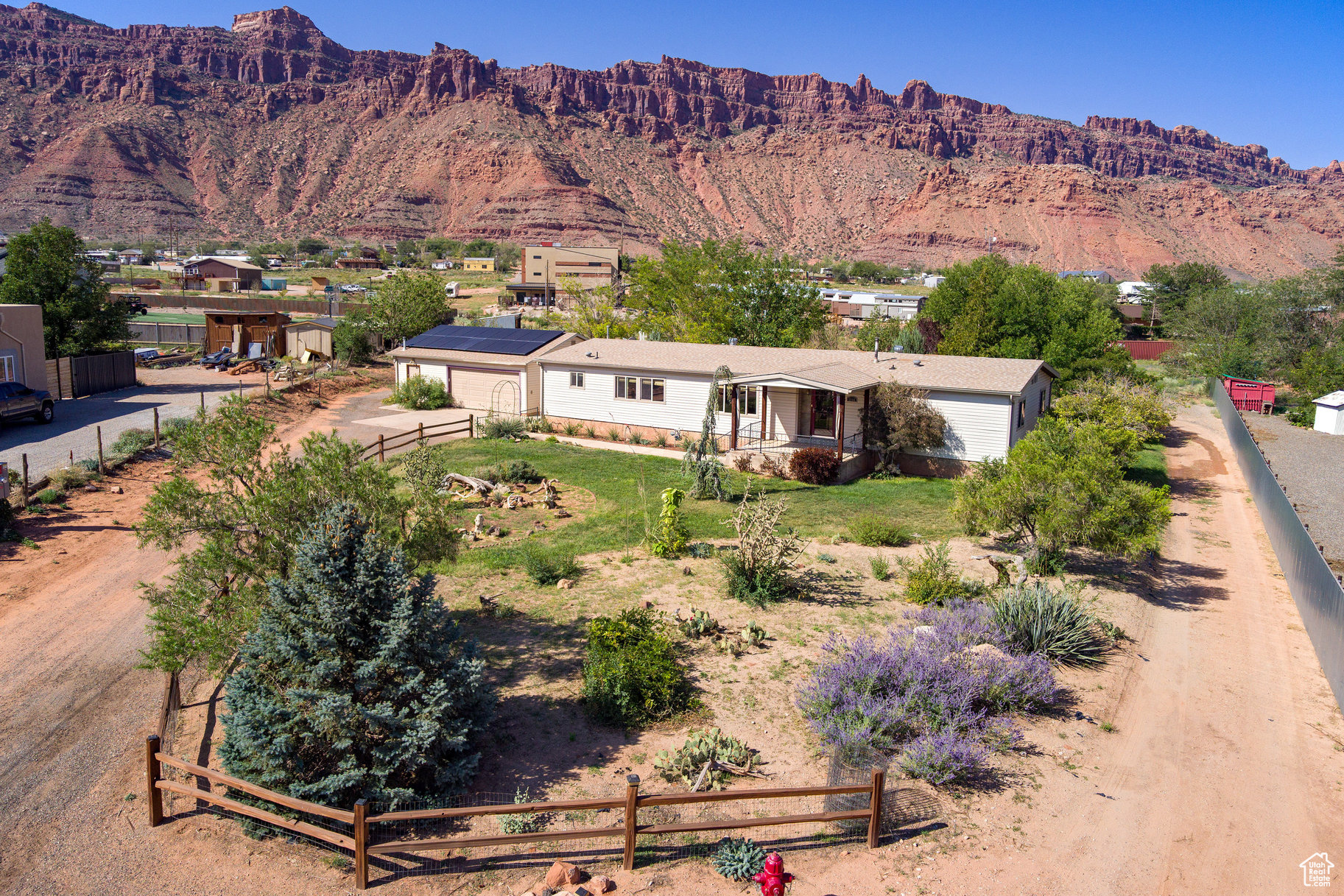 2550 Desert Rd, Moab, Utah image 10