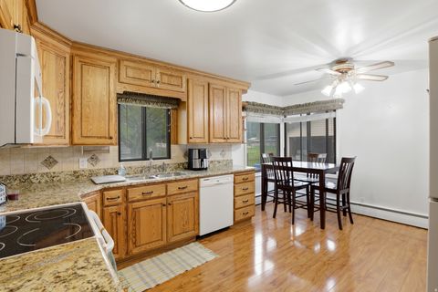 Tiny photo for 2252 E 6450 S, Cottonwood Heights, UT 84121 (MLS # 2154225)