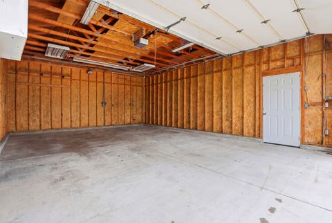 Tiny photo for 2252 E 6450 S, Cottonwood Heights, UT 84121 (MLS # 2154225)