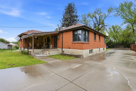 Tiny photo for 2252 E 6450 S, Cottonwood Heights, UT 84121 (MLS # 2154225)