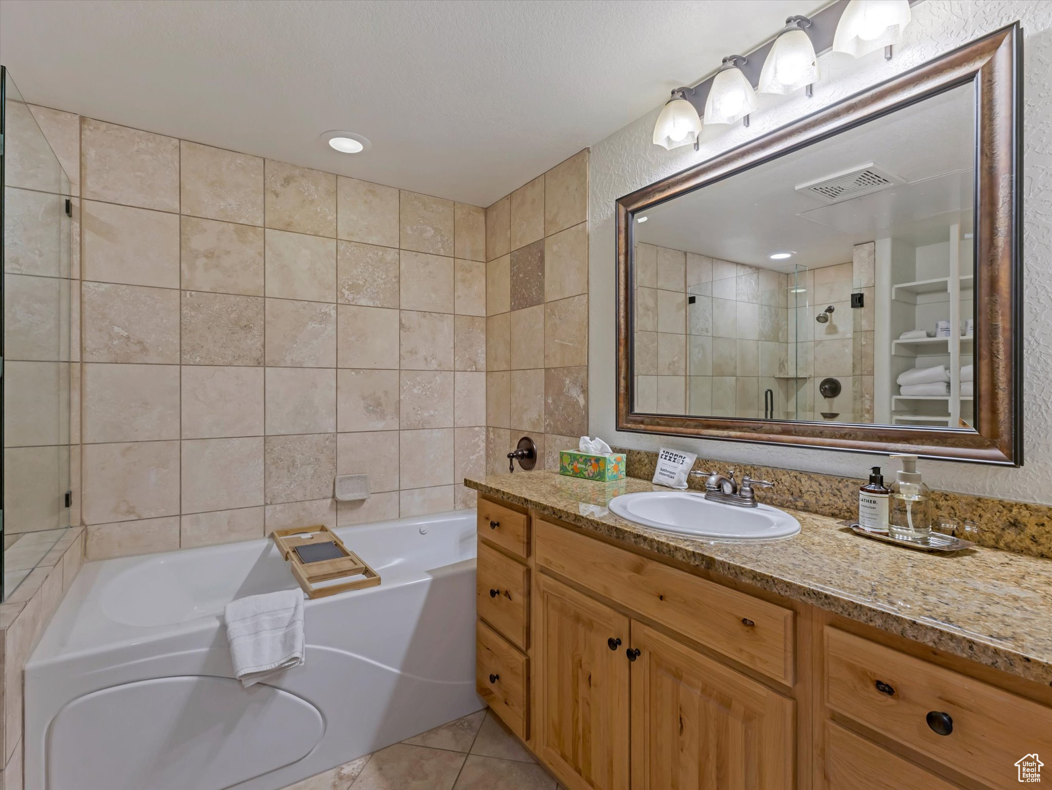 SILVERADO LODGE CONDOMINIUM - Residential