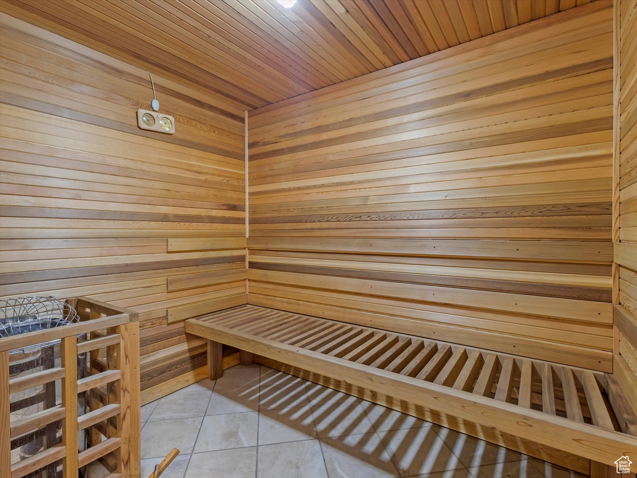 SILVERADO LODGE CONDOMINIUM - Residential