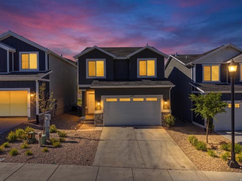 Homes For Sale - 629 W Raintree Ln<br/> Santaquin, UT 84655