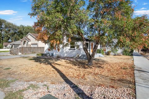 Tiny photo for 590 S 900 W, Provo, UT 84601 (MLS # 2134798)