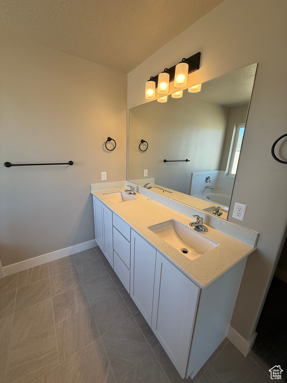TIMBER RANCH - Residential