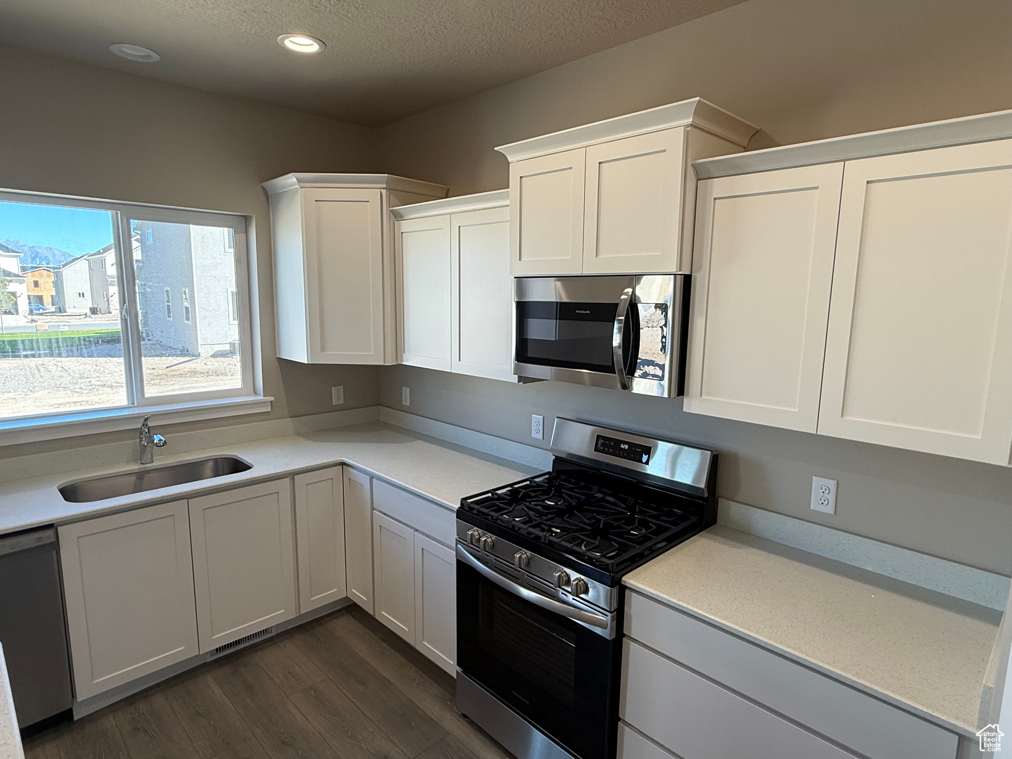 TIMBER RANCH - Residential