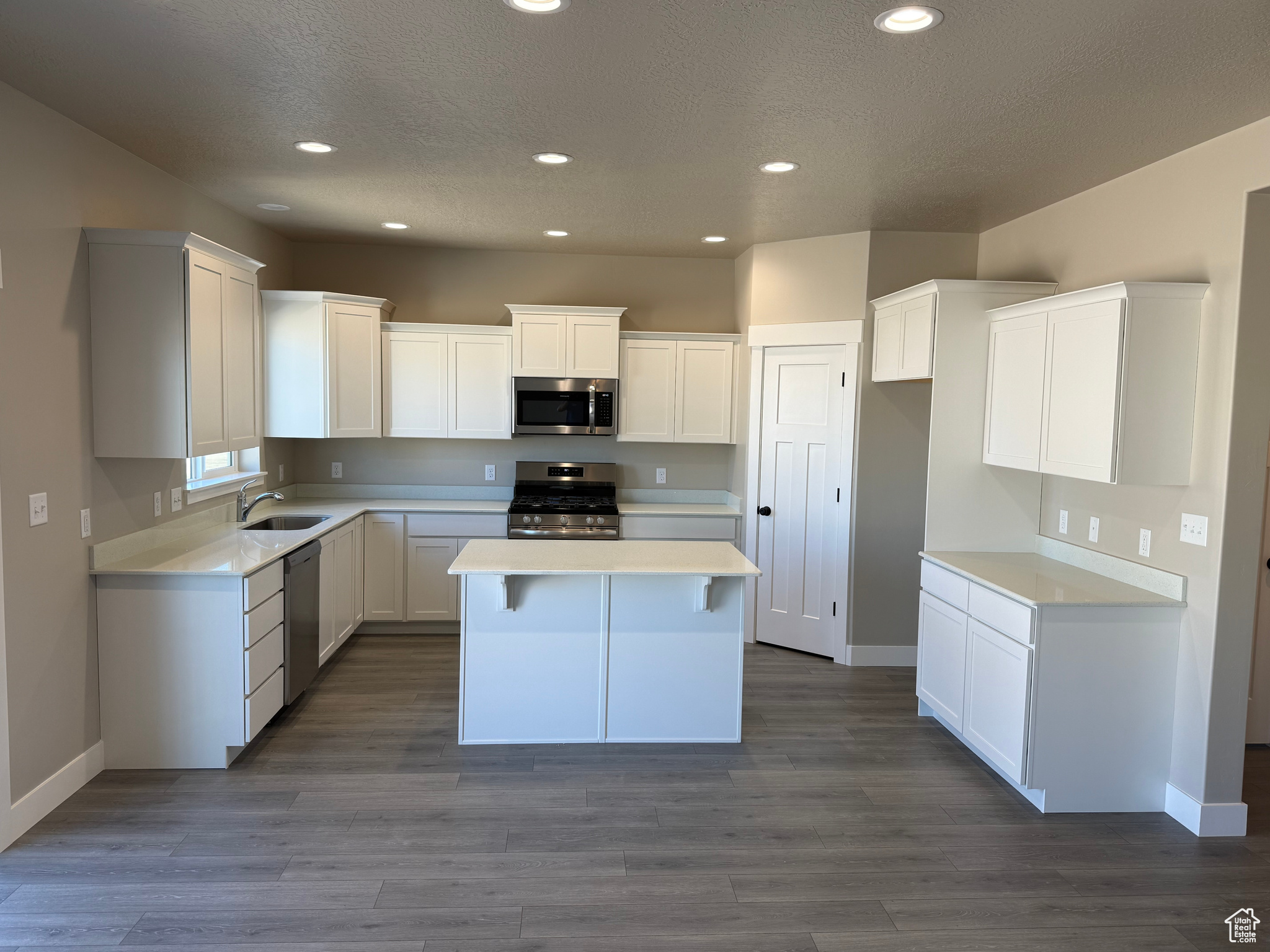 TIMBER RANCH - Residential