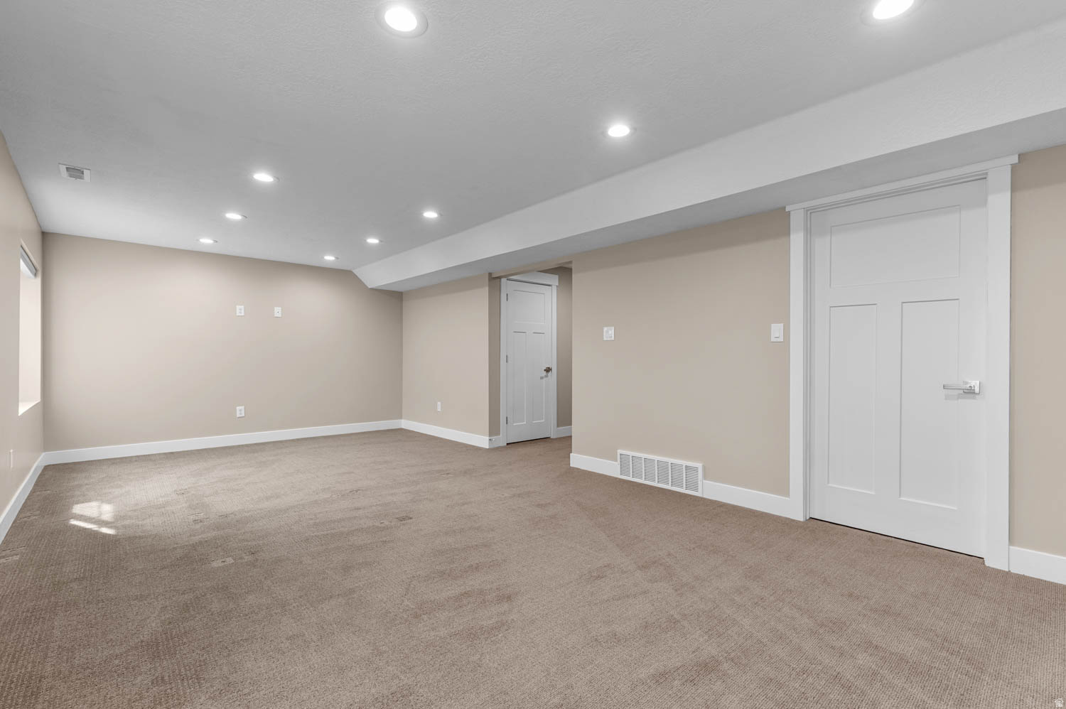 MILLCREEK GARDEN - Residential