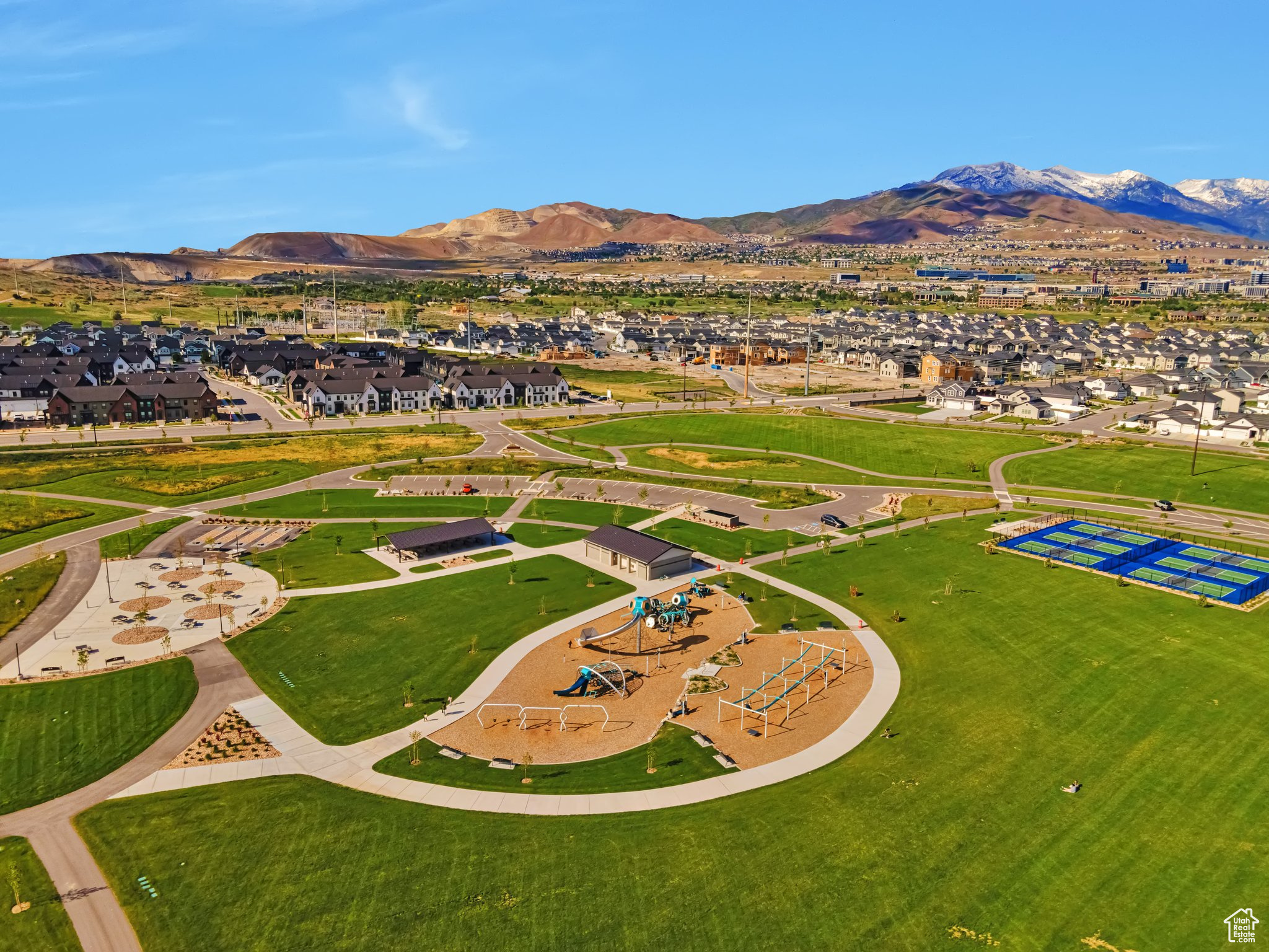 HOLBROOK FARMS - Residential