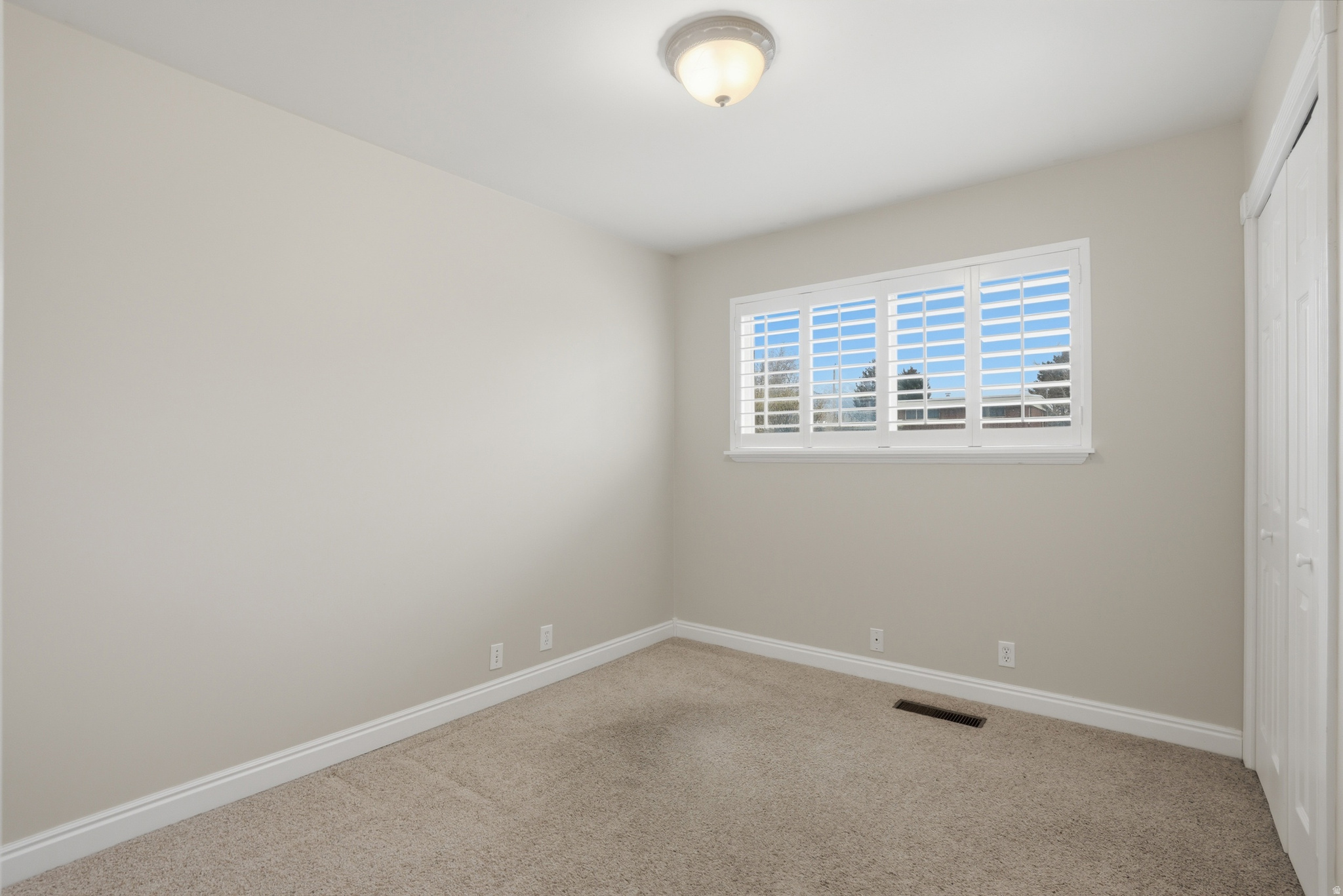 FULLER GARDENS - Residential