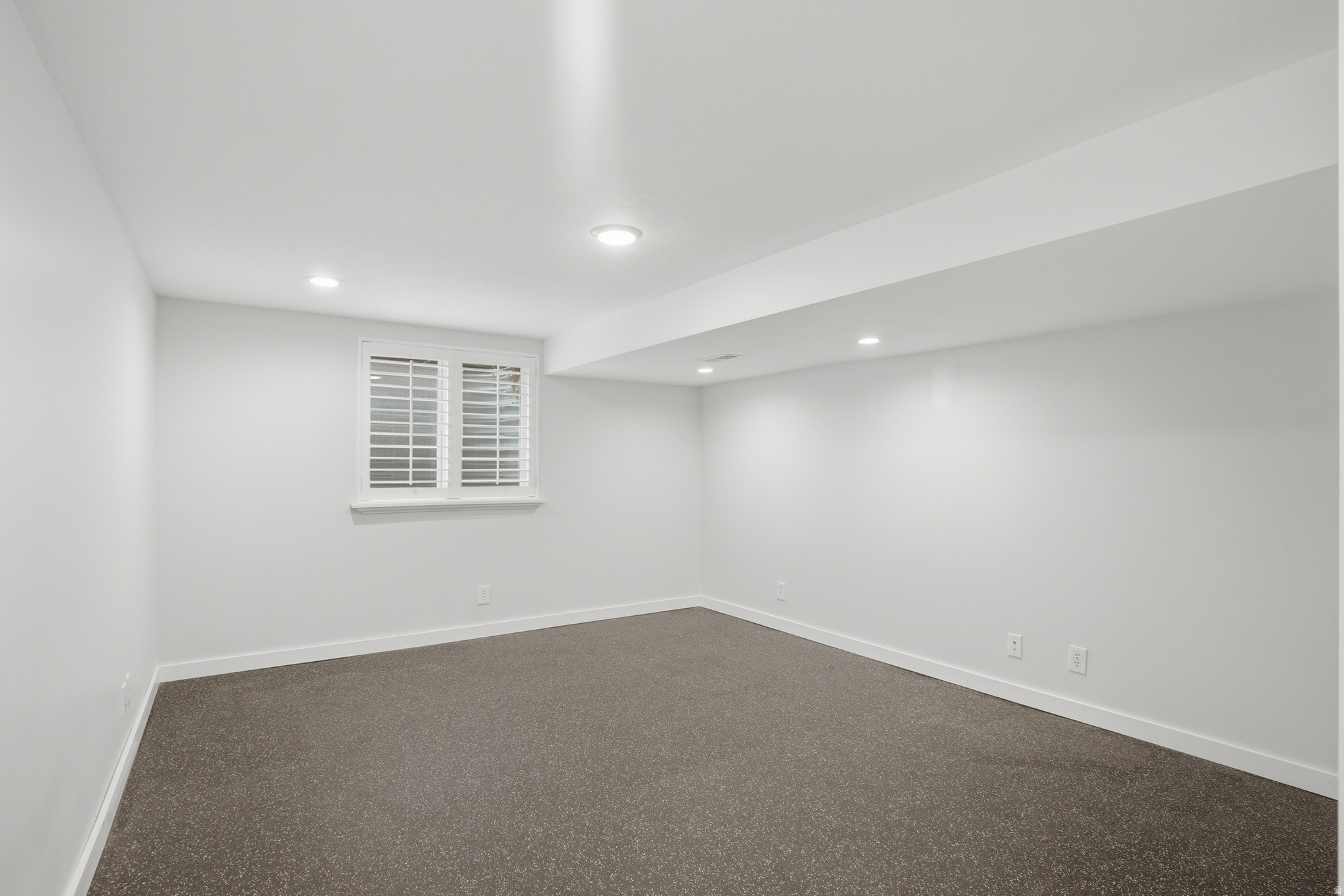 FULLER GARDENS - Residential