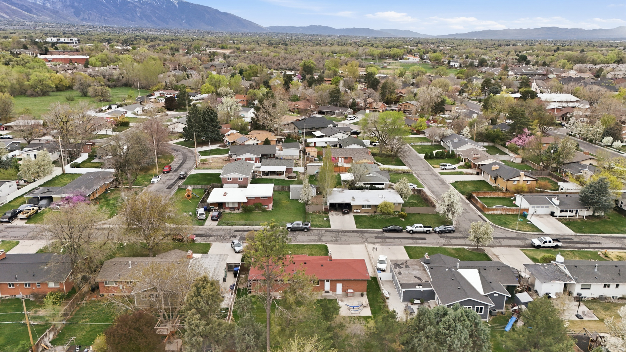 FULLER GARDENS - Residential