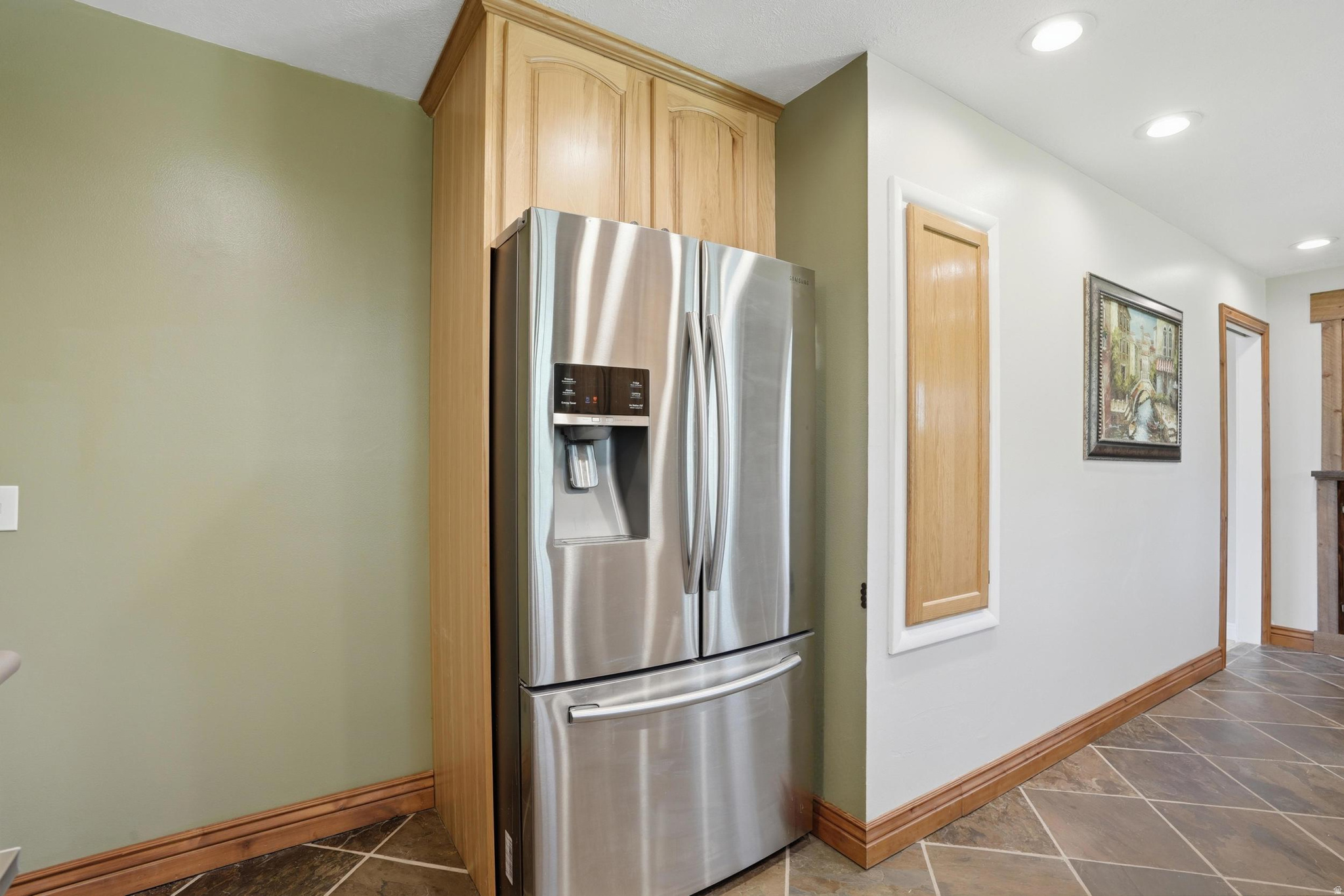 FULLER GARDENS - Residential