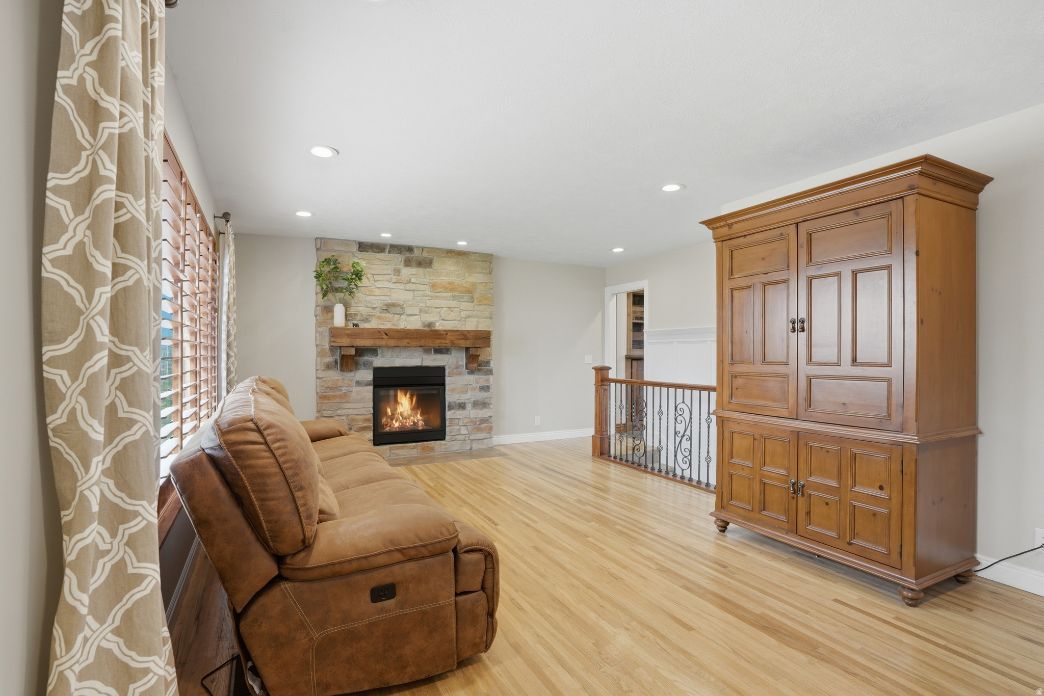 FULLER GARDENS - Residential