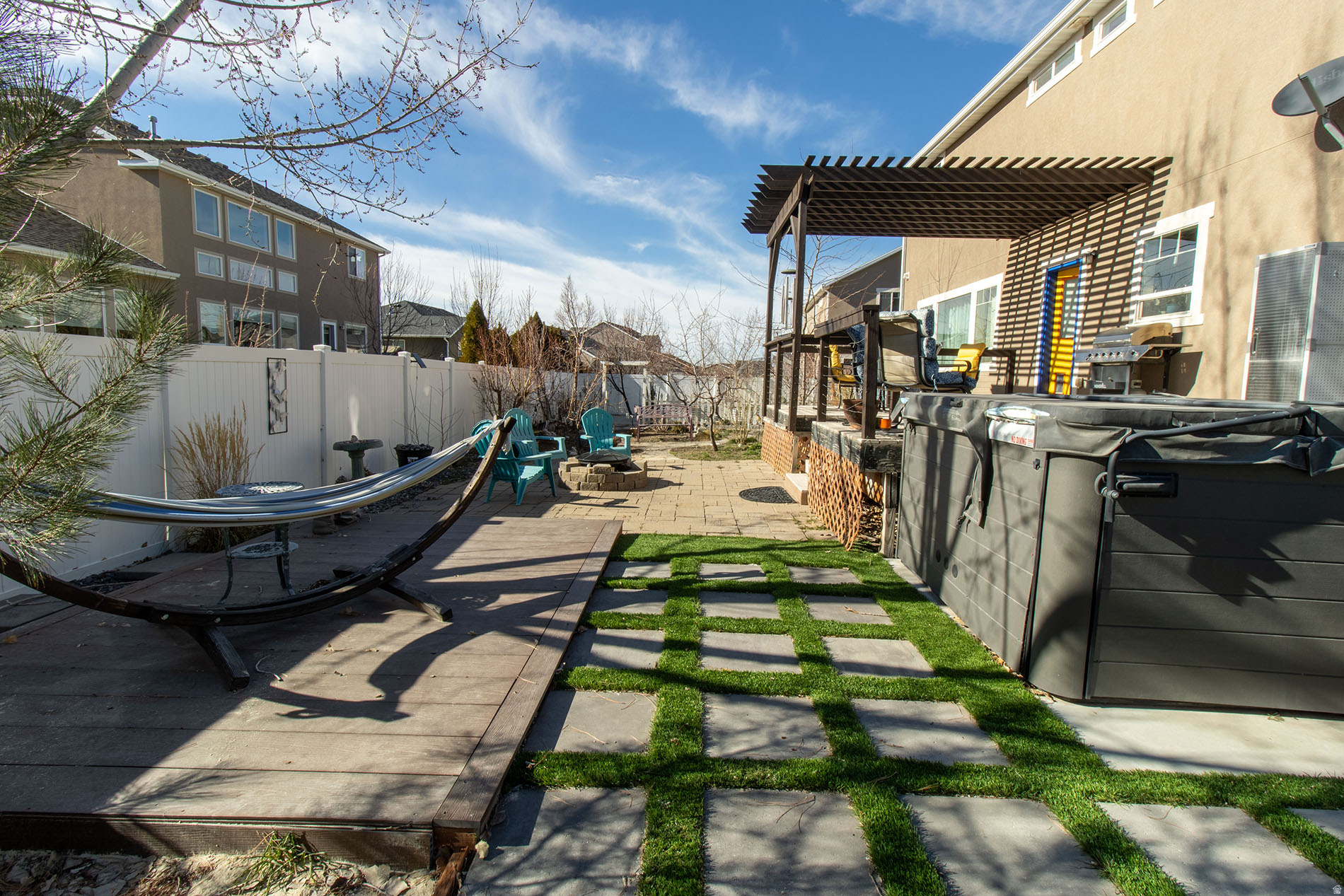 STANSBURY PLACE - Residential