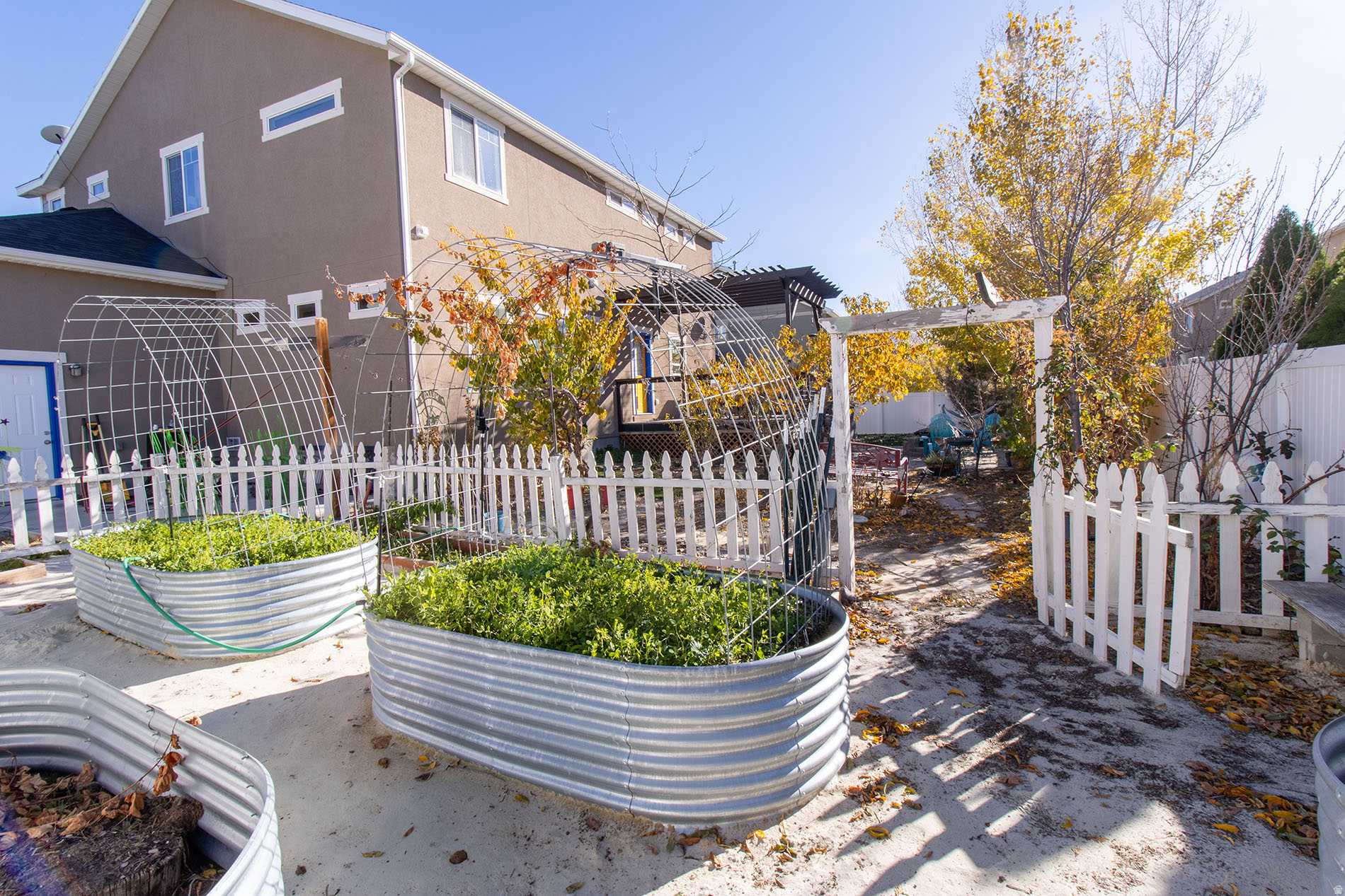 STANSBURY PLACE - Residential