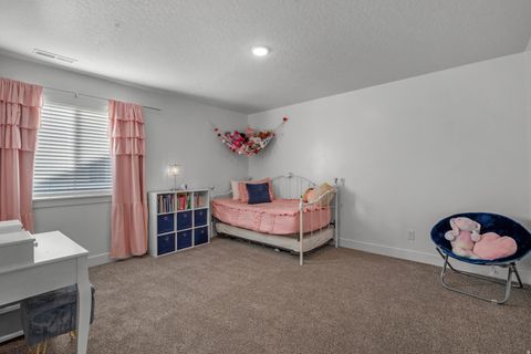 Tiny photo for 826 W WALNUT BARK LN, Mapleton, UT 84664 (MLS # 2151207)
