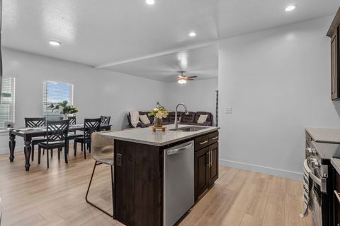 Tiny photo for 826 W WALNUT BARK LN, Mapleton, UT 84664 (MLS # 2151207)