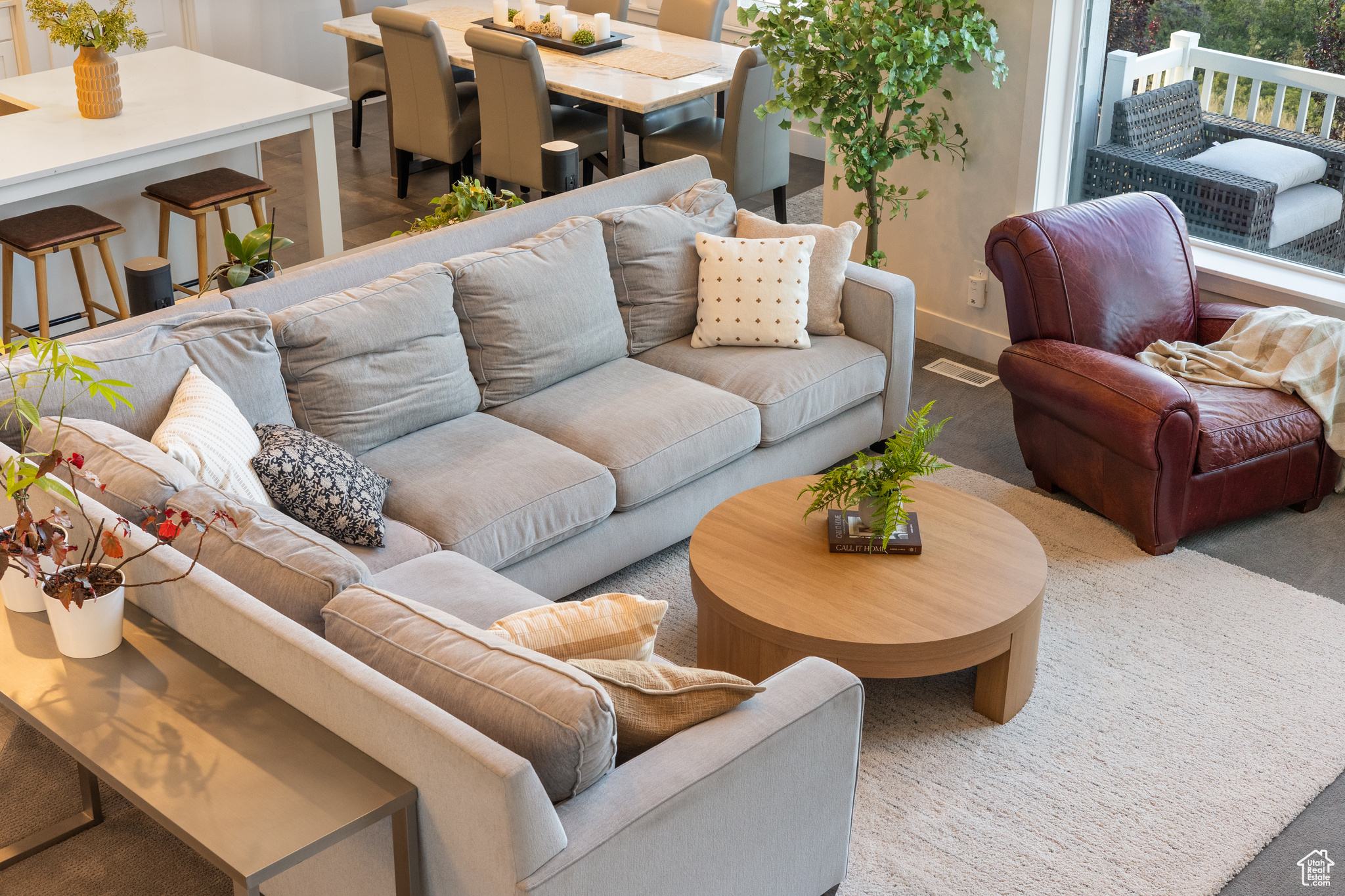 HIDDEN CANYON - Residential