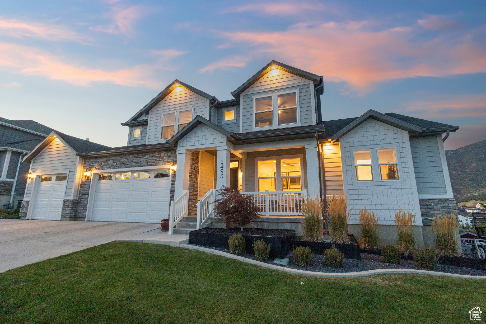 HIDDEN CANYON - Residential