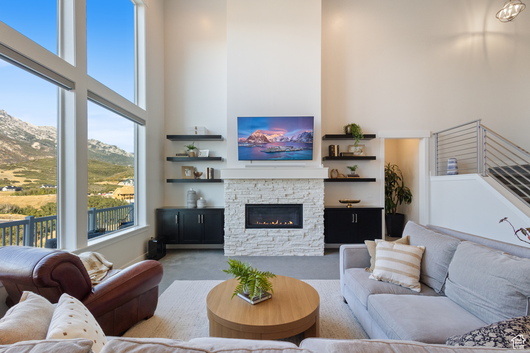 HIDDEN CANYON - Residential