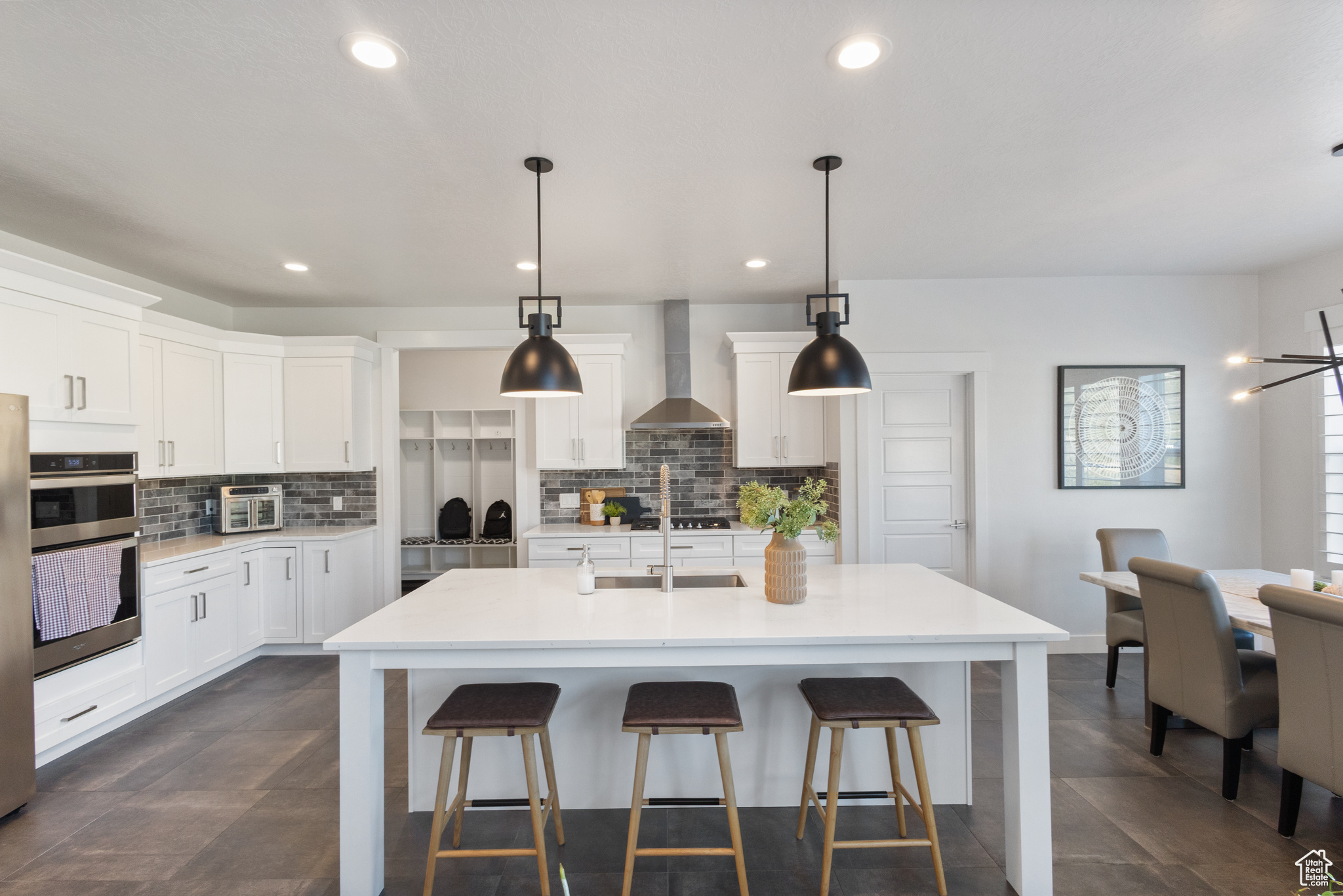 HIDDEN CANYON - Residential