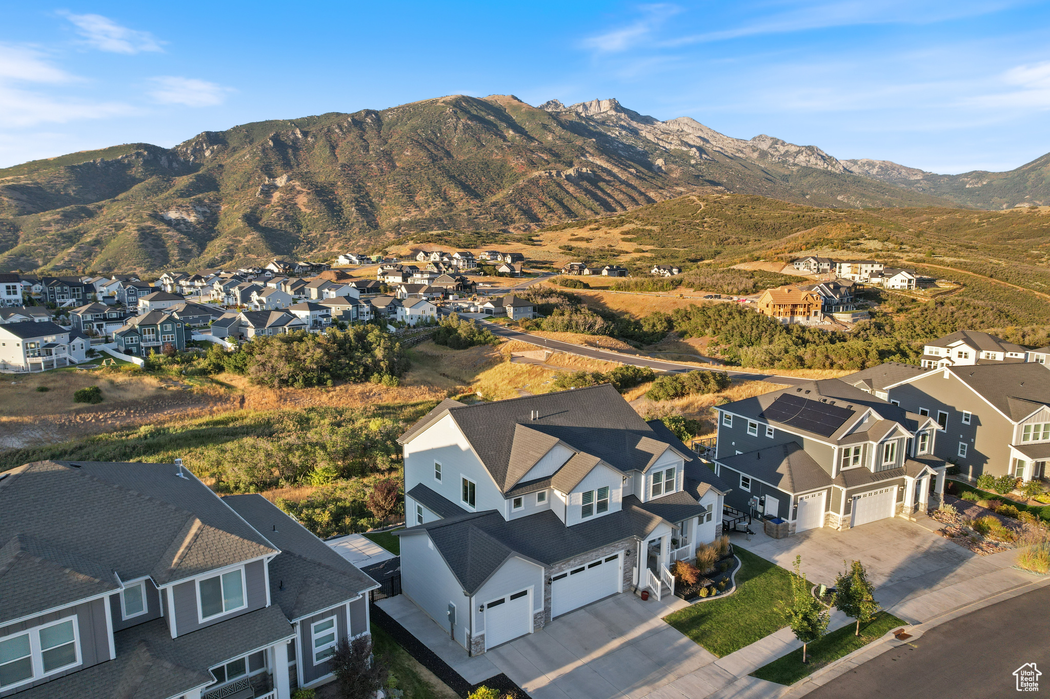 HIDDEN CANYON - Residential