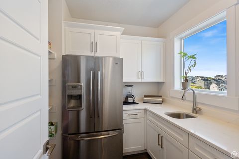Tiny photo for 2493 E LONE HILL DR, Draper (UT Cnty), UT 84020 (MLS # 2109337)