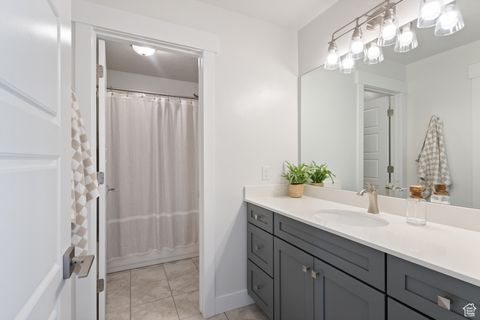 Tiny photo for 2493 E LONE HILL DR, Draper (UT Cnty), UT 84020 (MLS # 2109337)