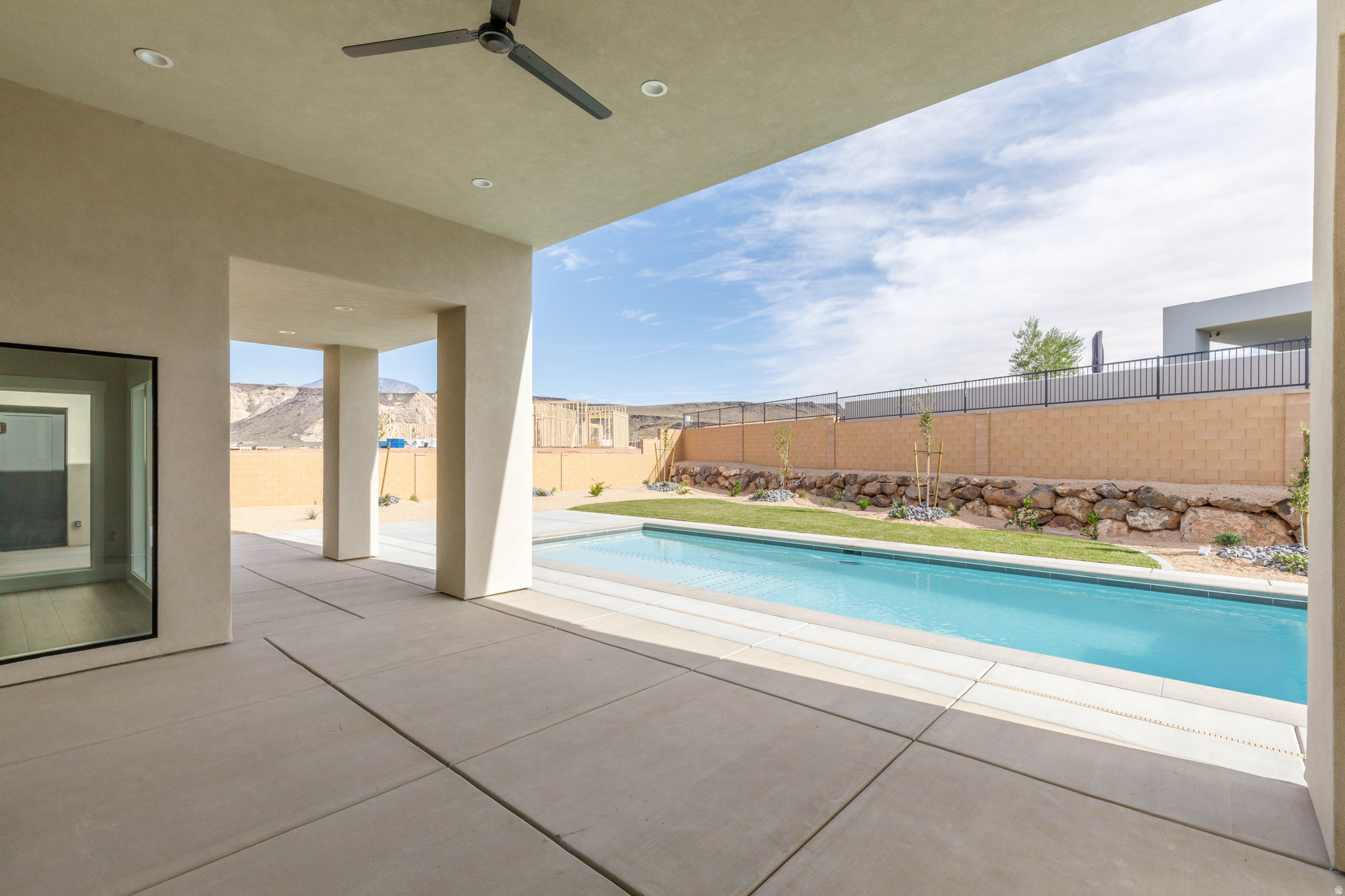 LEDGES OF ST GEORGE YELLOW KNOLLS - Residential