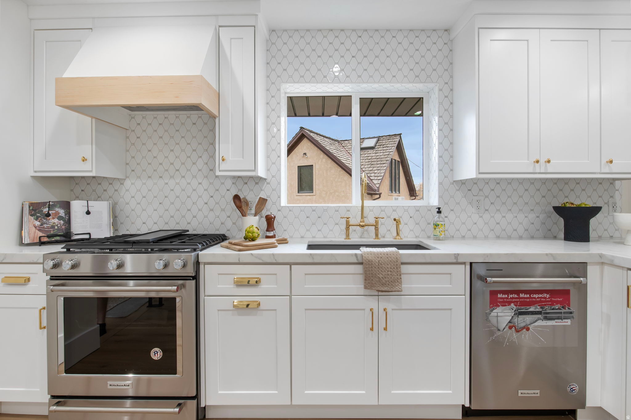 SULLIVAN ACRES - Residential