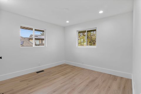 Tiny photo for 4386 S 2490 E, Holladay, UT 84124 (MLS # 2124838)