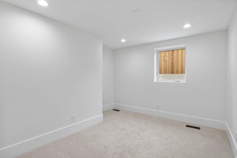 Tiny photo for 4386 S 2490 E, Holladay, UT 84124 (MLS # 2124838)
