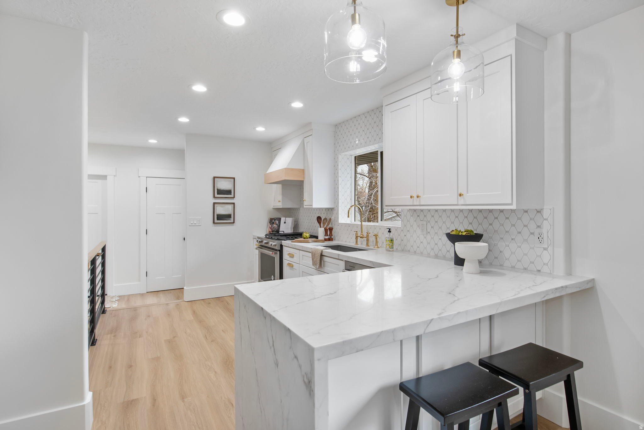 SULLIVAN ACRES - Residential