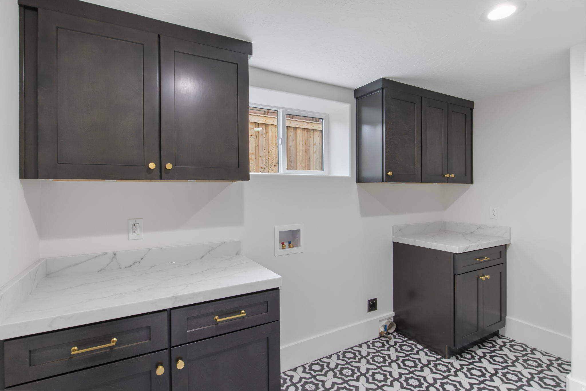 SULLIVAN ACRES - Residential