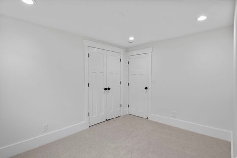 Tiny photo for 4386 S 2490 E, Holladay, UT 84124 (MLS # 2124838)