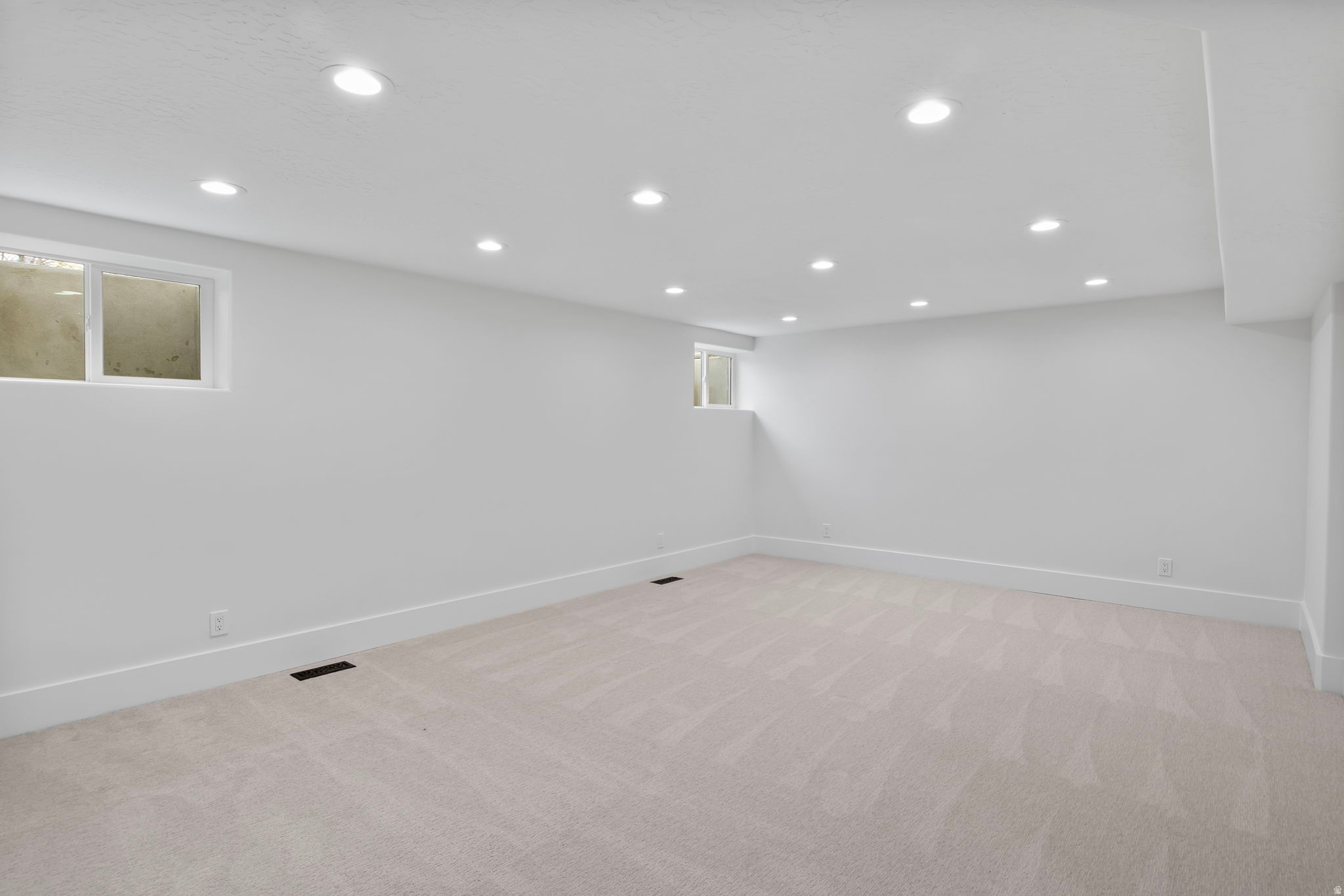 SULLIVAN ACRES - Residential