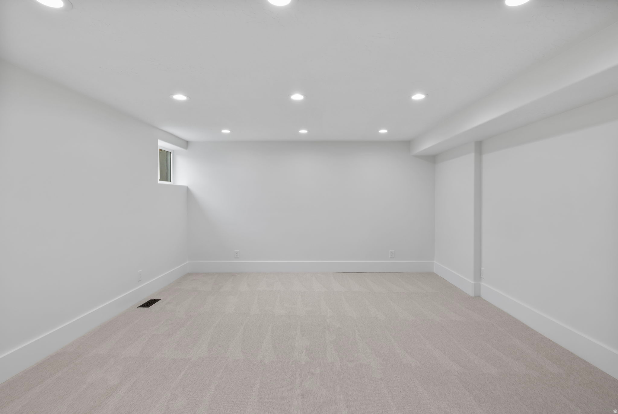 SULLIVAN ACRES - Residential