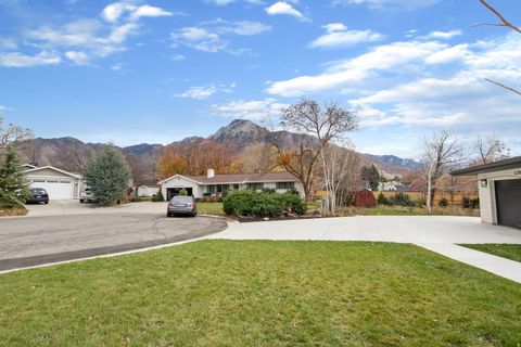 Tiny photo for 4386 S 2490 E, Holladay, UT 84124 (MLS # 2124838)