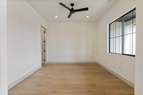 Tiny photo for 1498 W 840 S, Hurricane, UT 84737 (MLS # 2182166)
