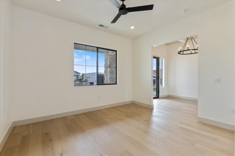 Tiny photo for 1498 W 840 S, Hurricane, UT 84737 (MLS # 2182166)