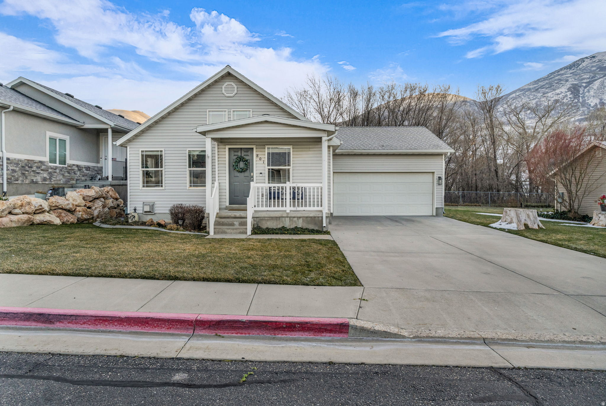 LOT 7 EAGLE CREST TO - Residential