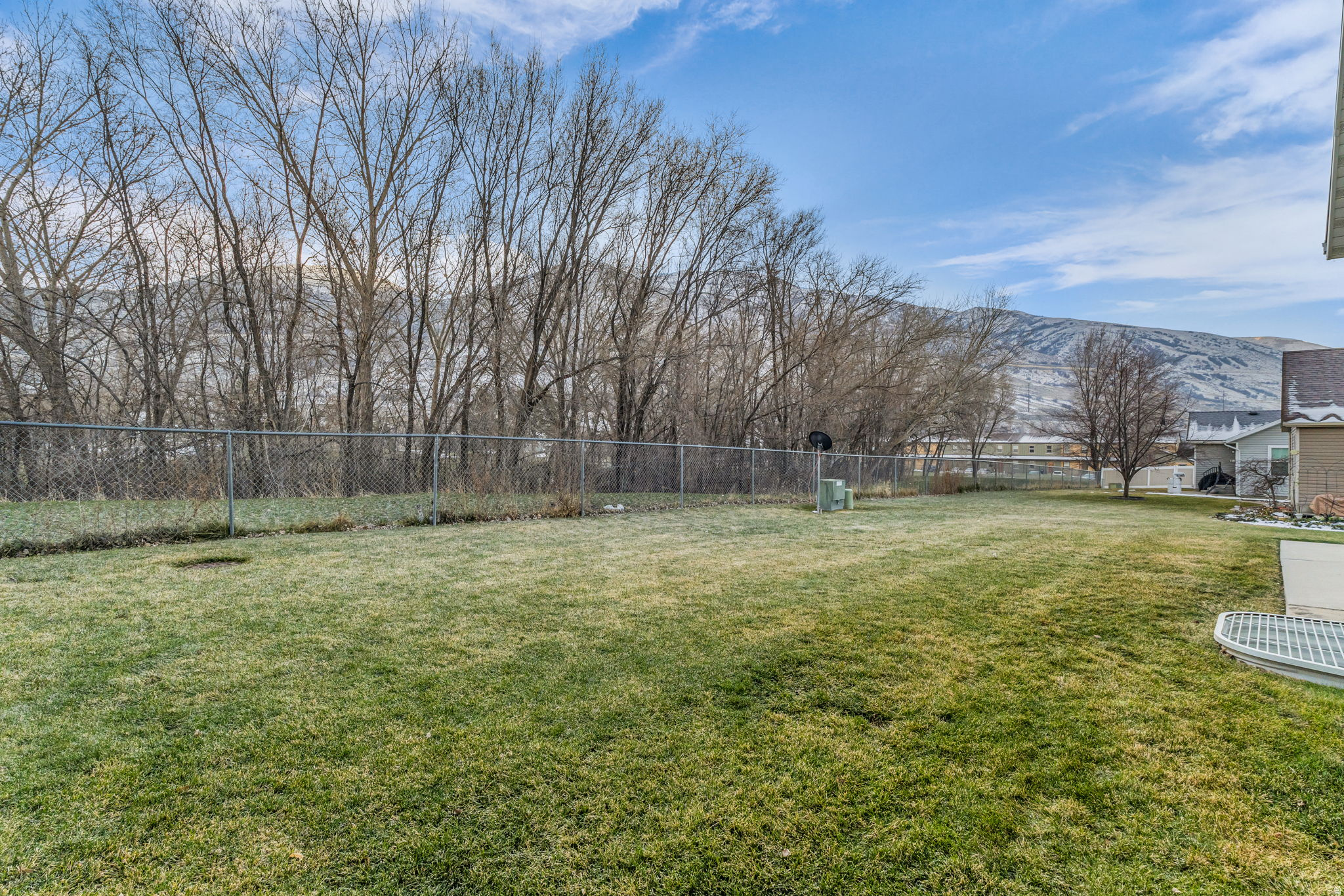 LOT 7 EAGLE CREST TO - Residential