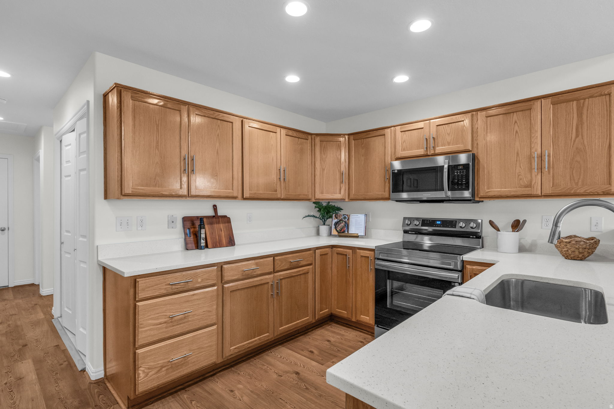 LOT 7 EAGLE CREST TO - Residential