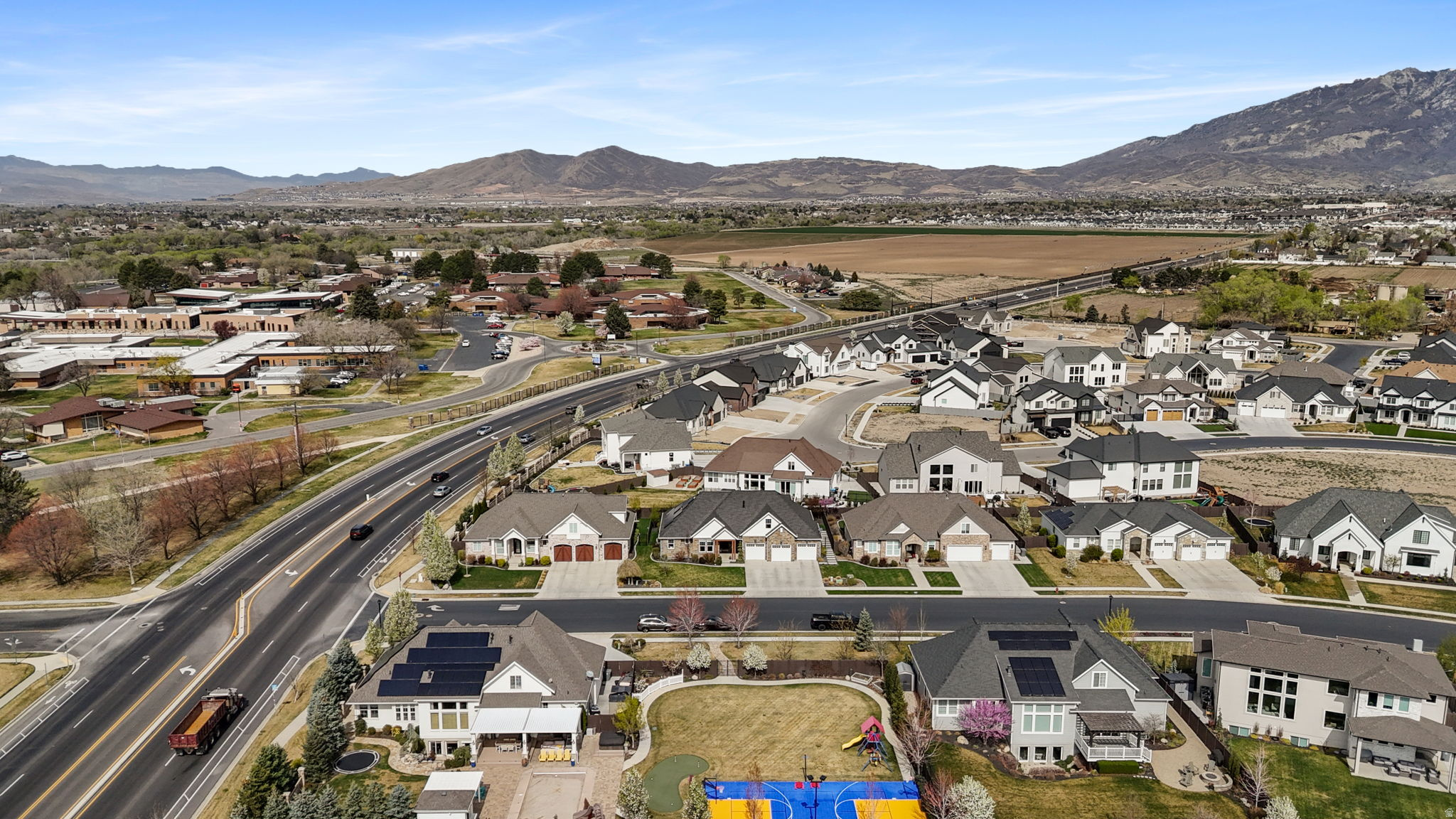 AUTUMN CREST PHASE 1 - Residential