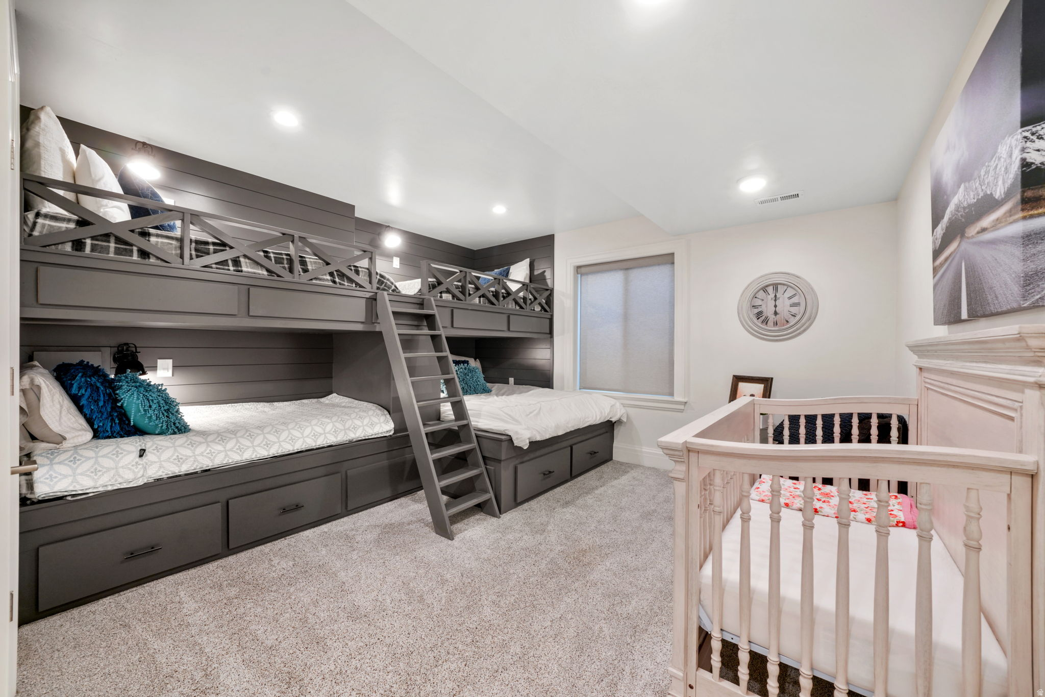 AUTUMN CREST PHASE 1 - Residential